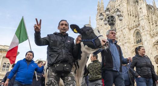 Farmers, 250 tractors protest towards Rome and Sanremo: led by former “Pitchforks” leader – Corriere.it