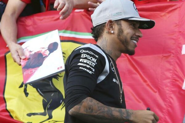 Hamilton-Ferrari, the official announcement: he will be in the team from 2025. Lewis: “The hardest decision of my life” – Corriere.it