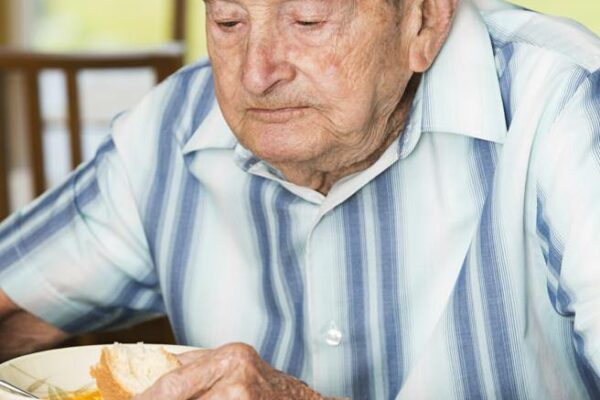 Los ancianos pierden el gusto por la comida, pero pueden recuperarlo. Aquí está cómo – Corriere.it