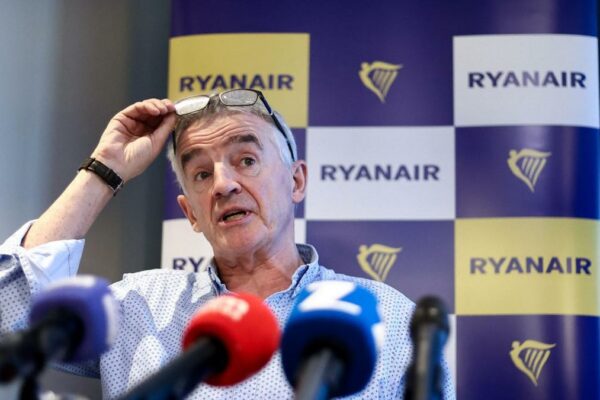 O’Leary (Ryanair): “We ask for extra money for luggage so passengers don’t bring them anymore”